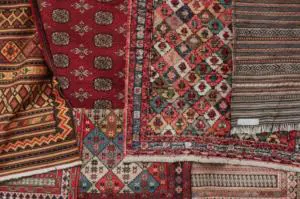 A look into traditional rugs and contemporary rugs 2