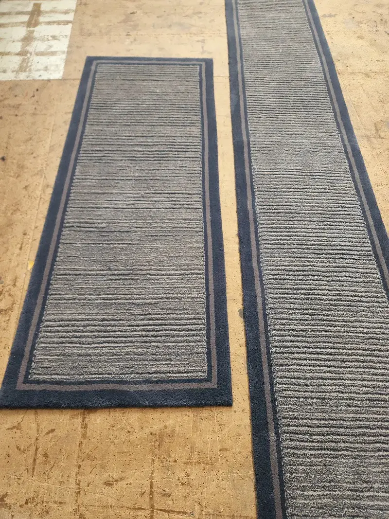 Cut And Loop Runner (border) AC 112