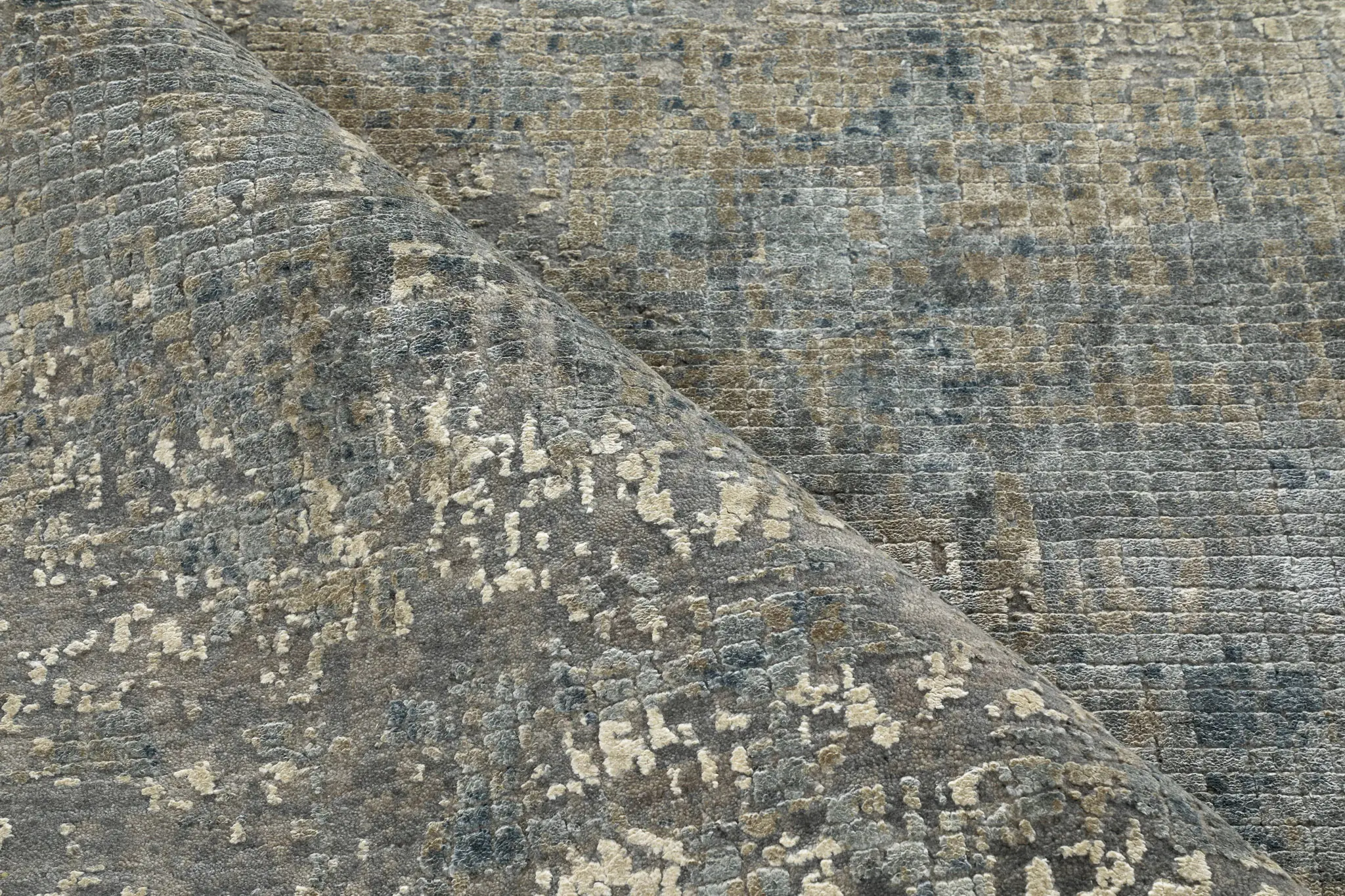 Neutral Fades CO-392